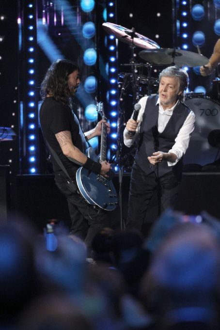 Dave Grohl performs onstage during the 36th Annual Rock & Roll Hall Of Fame Induction Ceremony at Rocket Mortgage Fieldhouse on October 30, 2021 in Cleveland, Ohio