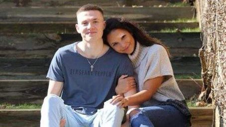 Kyle Guy and Alexa Jenkins (I)