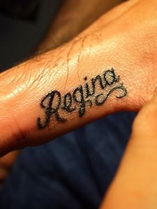 Aaron Diaz Gets Daughter's Name Tattooed on Finger  post