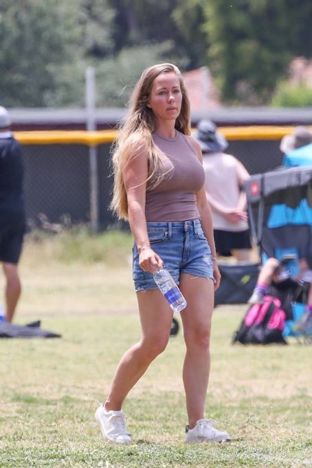 Kendra Wilkinson – Watching her daughter Alijah’s soccer game in Los ...