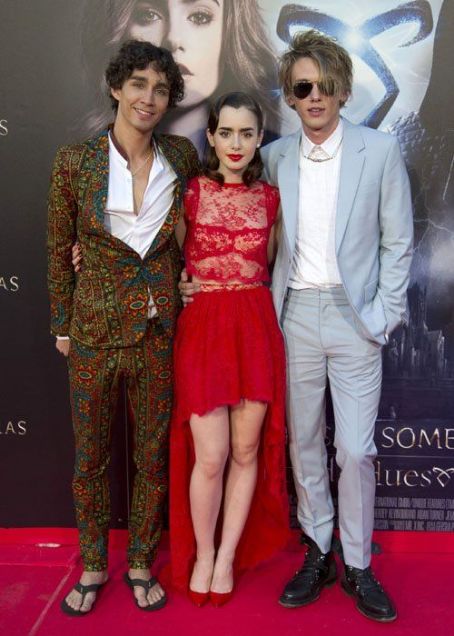 Lily Collins and Jamie Campbell Bower at the premiere of 