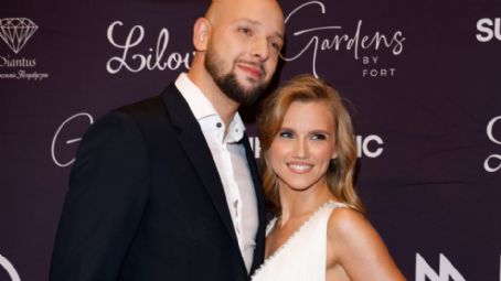 Agnieszka Kaczorowska and Maciek Pela