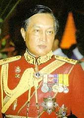 Suchinda Kraprayoon