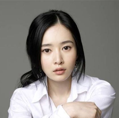Maybee (singer)