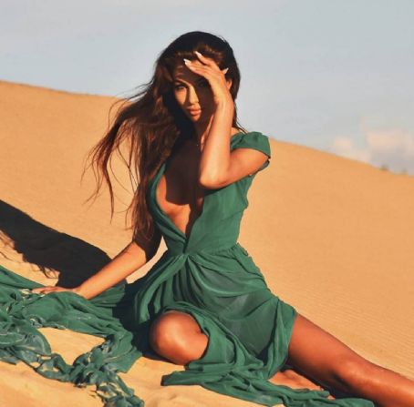 Daria Shy (d.a.r.i.a.s.h.y) – Instagram