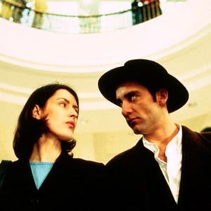 Clive Owen and Gina McKee