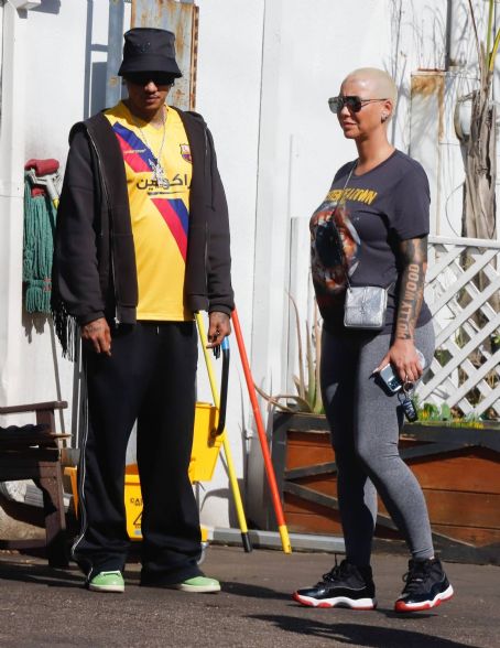 Amber Rose – With Alexander AE Edwards out for lunch in Los Angeles
