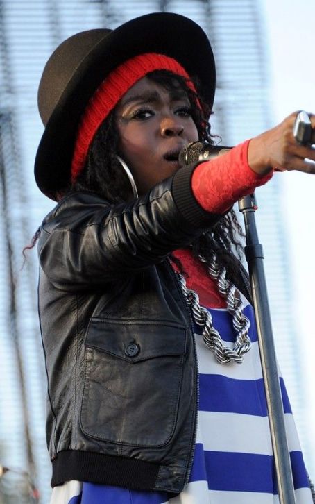 Who is Lauryn Hill dating? Lauryn Hill boyfriend, husband