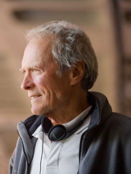 Director CLINT EASTWOOD on the set of Warner Bros. Pictures' and Spyglass Entertainment's drama 'Invictus,' a Warner Bros. Pictures release. Photo by Keith Bernstein