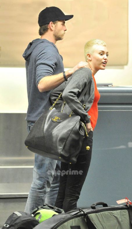 Miley and Liam at LAX Airport January 11, 2013 | Miley Cyrus Picture ...