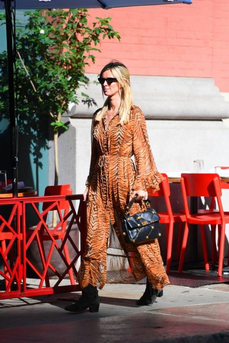 Nicky Hilton – Seen while running errands in New York City | Nicky