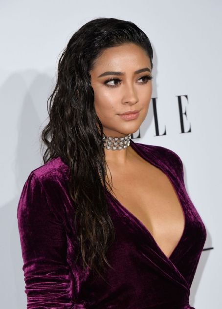 Shay Mitchell – 2016 ELLE Women in Hollywood Awards in Los Angeles