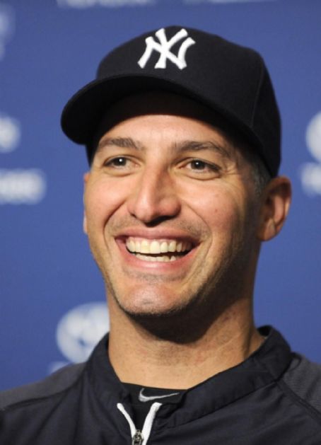 Who is Andy Pettitte dating? Andy Pettitte girlfriend, wife