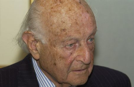 Elliot Philipp
