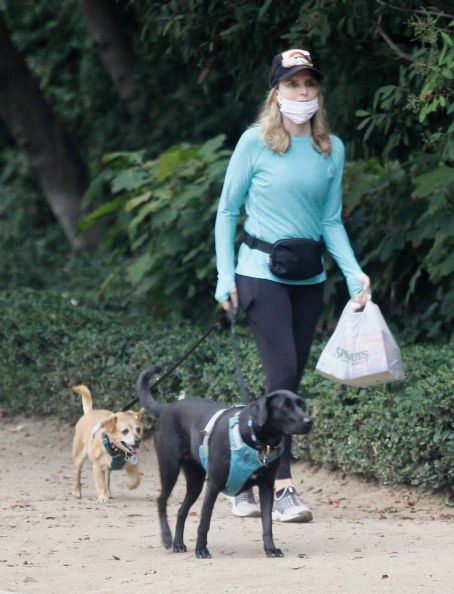 Courtney Thorne-Smith – Out for a dog walk in Brentwood | Courtney ...