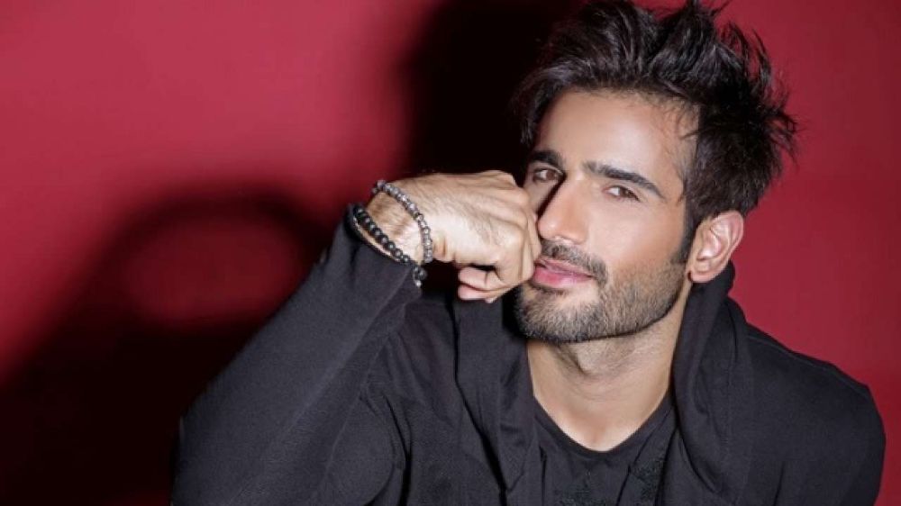 Karan Tacker