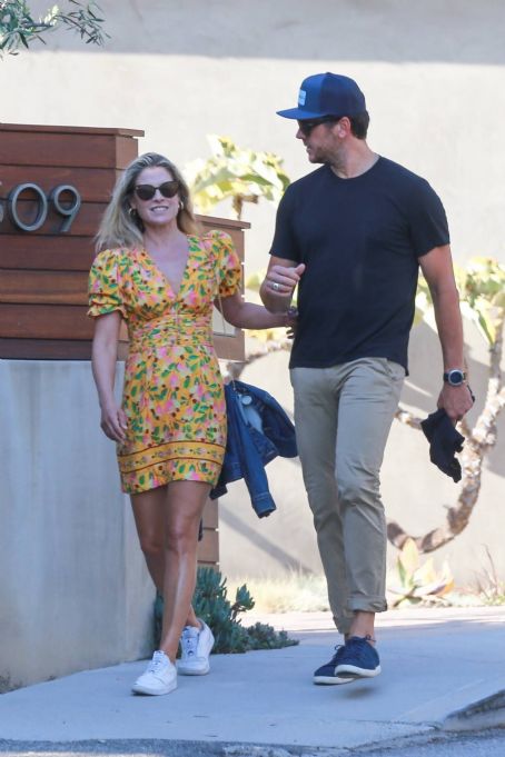 Ali Larter and Hayes MacArthur – Out and about in Malibu