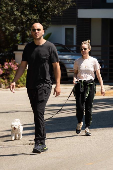 Becca Tobin with Zach Martin – Takes her pup for a walk in Los Angeles