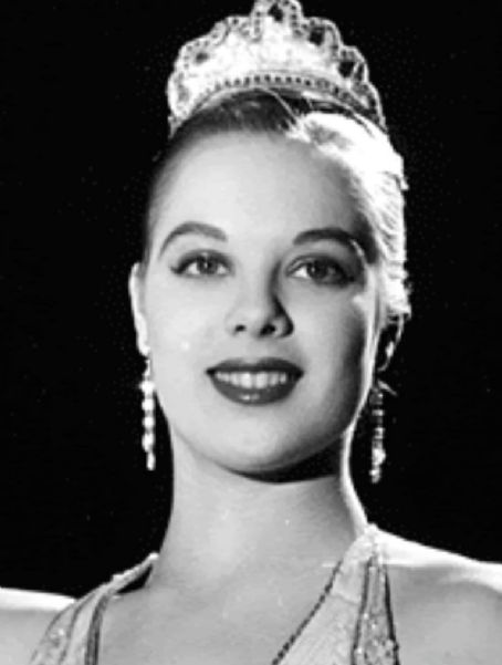 Sanita Pelkey