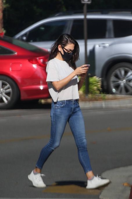 Mila Kunis – Running errands in Beverly Hills