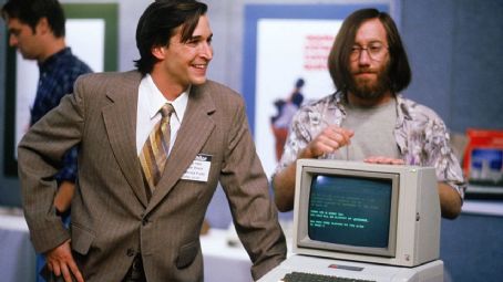 Noah Wyle - Pirates of Silicon Valley