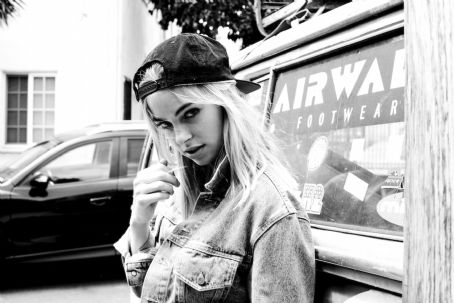 Elizabeth Turner Matthew Comer Photoshoot