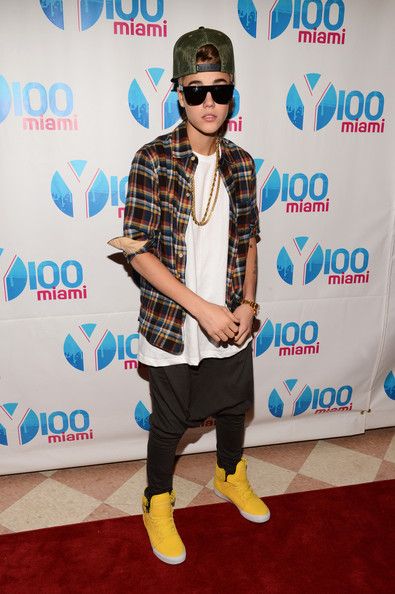 8 December 2012 - Sunrise, Florida - : Justin Bieber attends the Y100's  Jingle Ball 2012 at the BB&T Center on December 8, 2012 in Miami. Photo  Credit: aetphoto/Sipa USA Stock Photo - Alamy