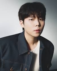 Jung Seung-hwan (singer)