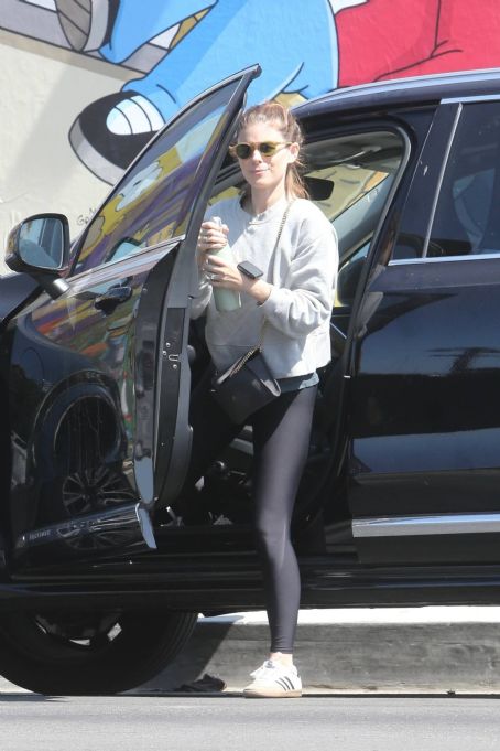 Kate Mara – Seen at Easton Gym in West Hollywood
