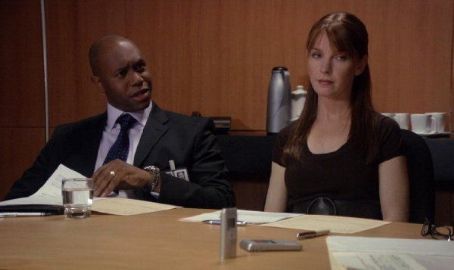 Mental (2009)