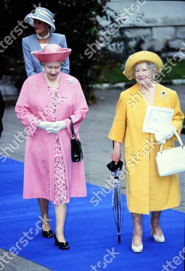 Princess Diana at Viscount Linley Wedding - 1993 - FamousFix