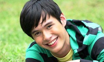 Actor AJ Perez killed in Tarlac highway accident