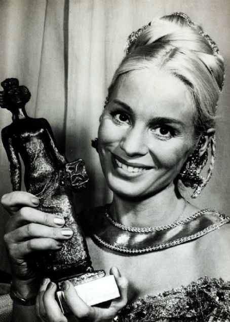 Ingrid Thulin - FamousFix