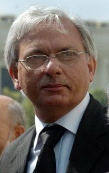 Tariq Mahmood (judge)