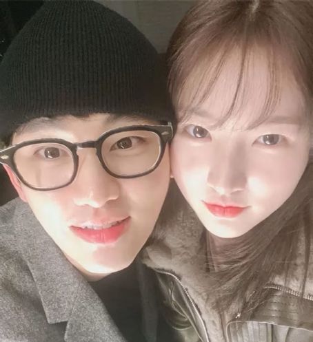 Kim Soo-hyun and Kim Sae-ron - Hookup