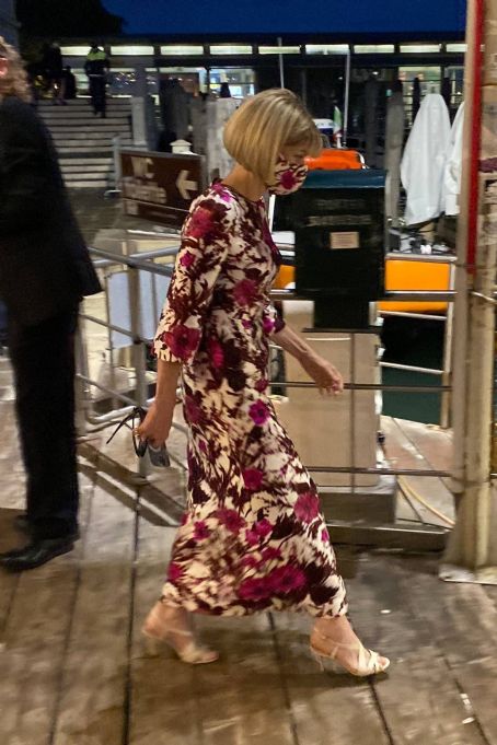 Anna Wintour – Is seen during Milan Fashion Week 2022