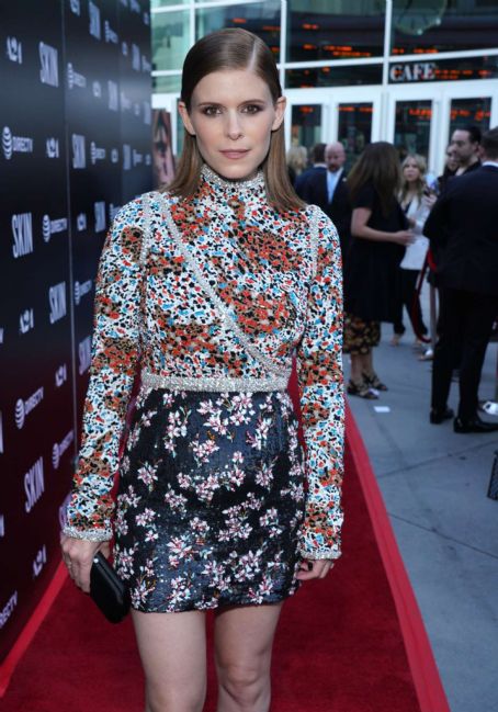 Kate Mara – Red Carpet at Special Screening Of A24’s ‘Skin’ in Hollywood