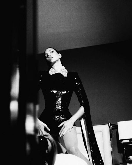 Kendall Jenner – MET Gala 2023 Behind The Scenes