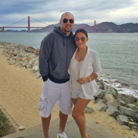 Jeffrey Cariaso and Erika Padilla - Hookup