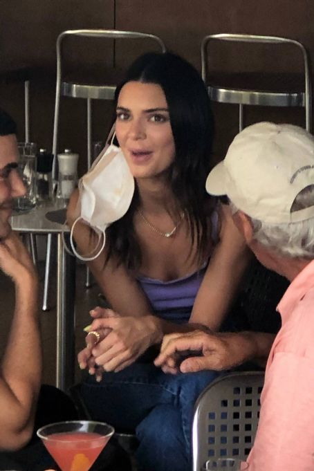 Kendall Jenner – With Fai Khadra Are Seen Having Lunch In The Hamptons
