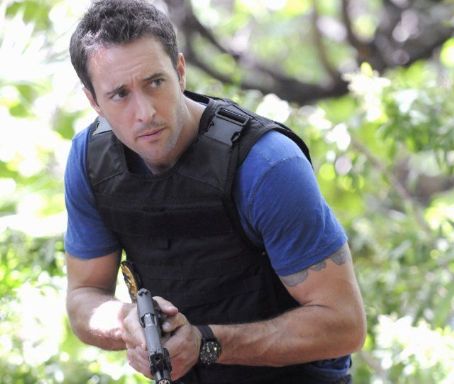 Hawaii Five 0 - Alex O'Loughlin