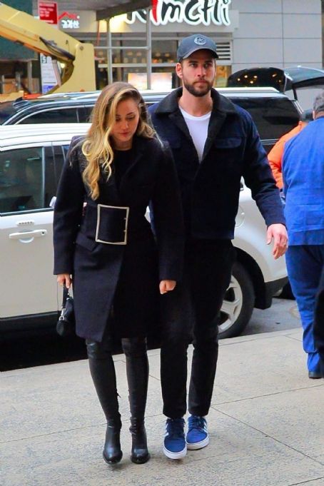 Miley Cyrus and Liam Hemsworth – Out in New York City