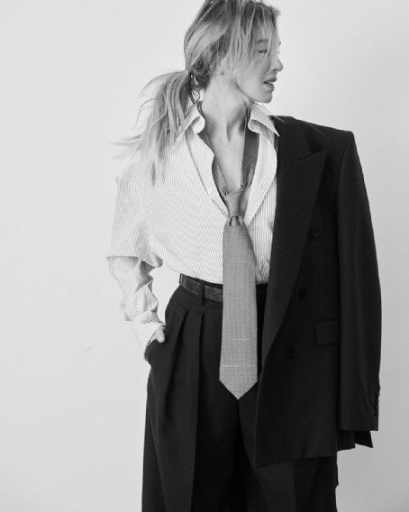 Renée Zellweger - Marie Claire Magazine Pictorial [Australia] (March 2025)