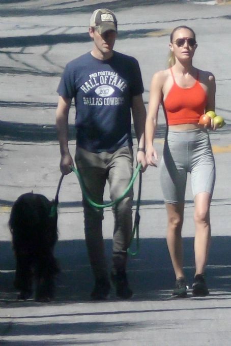Kate Bosworth – Walk with her husband Micheal Polish in LA