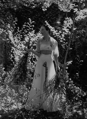 The Duchess of Windsor in the garden of the Chateau de Cande, June 1 ...