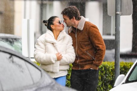 Nicole Scherzinger – With Thom Evans seen while visiting Nicole’s stylist in Beverly Hills