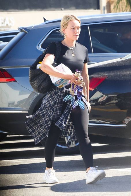 Hilary Duff – Seen at her local CVS in Studio City